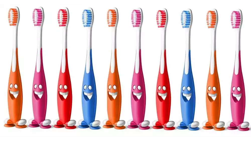 Aquawhite Junior Smiley Soft Bristles Toothbrush (10Pack)